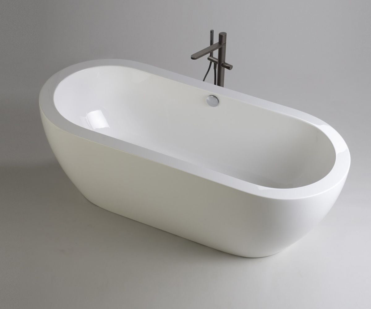 Genesis freestanding bathtub