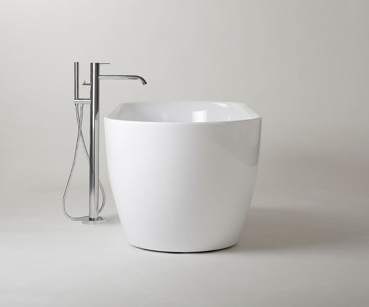 Neo freestanding bathtub with the AIR+ system